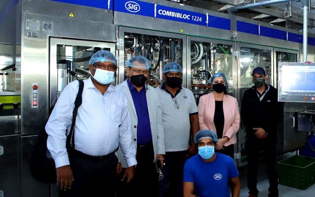 Haldiram’s Nagpur opens filling facility for long shelf-life ethnic beverages 1 SIG India team at Haldirams Nagpur